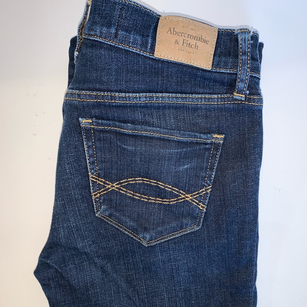 Abercrombie & Fitch Size 2R Blue Jeans